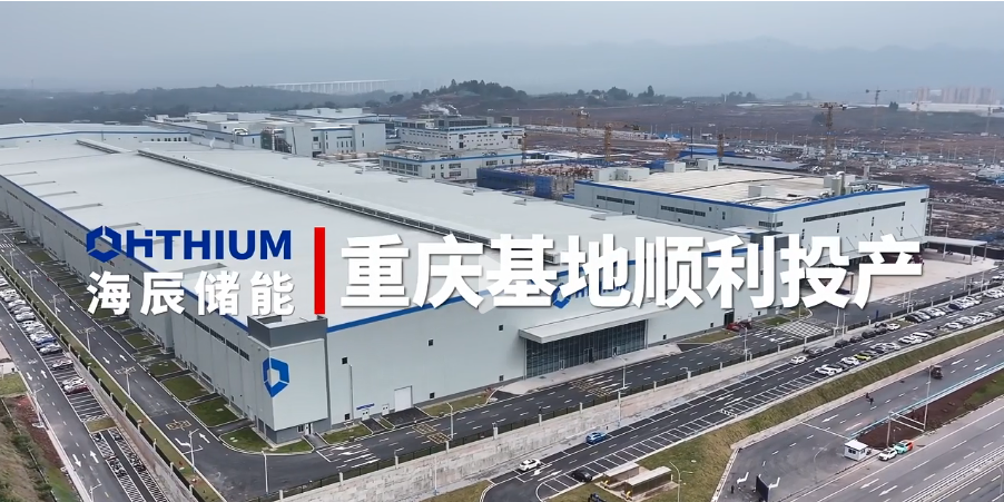 三亿体育-戴森发布新一代Airwrap多功能造型器，卷发、直发、顺发并减少飞翘，打造每日造型